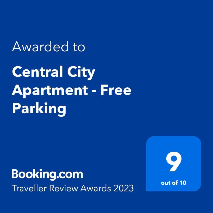 Central City Apartment - Free Parking 贝尔法斯特 外观 照片